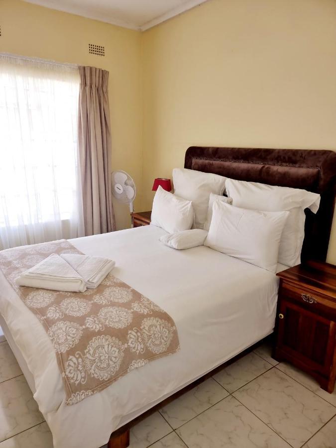 Palm Villa Harare Luaran gambar